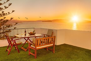 Sunset Home with sea view