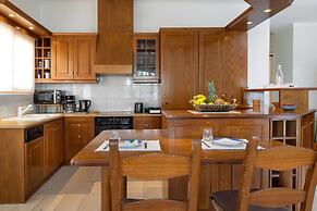 Sunset Home with sea view