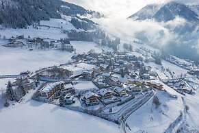 Alpendorf Ski - und Sonnenresort