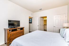 Lucaya Village Resort 4 Bedroom TownHome 4 Townhouse by RedAwning