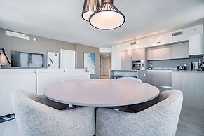 Hyde Beach House Luxury Condo-resort 2 Bedroom Condo by RedAwning