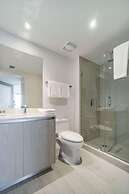 Hyde Beach House Luxury Condo-resort 2 Bedroom Condo by RedAwning