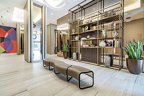 Hyde Beach House Luxury Condo-resort 2 Bedroom Condo by RedAwning