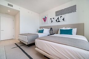 Hyde Beach House Luxury Condo-resort 2 Bedroom Condo by RedAwning