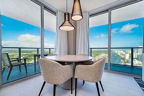 Hyde Beach House Luxury Condo-resort 2 Bedroom Condo by RedAwning