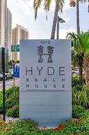 Hyde Beach House Luxury Condo-resort 2 Bedroom Condo by RedAwning