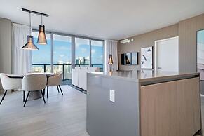 Hyde Beach House Luxury Condo-resort 2 Bedroom Condo by RedAwning