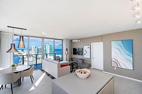 Hyde Beach House Luxury Condo-resort 2 Bedroom Condo by RedAwning