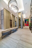 Hyde Beach House Luxury Condo-resort 2 Bedroom Condo by RedAwning