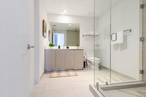 Hyde Beach House Luxury Condo-resort 2 Bedroom Condo by RedAwning