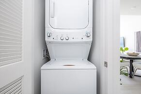 Hyde Beach House Luxury Condo-resort 2 Bedroom Condo by RedAwning