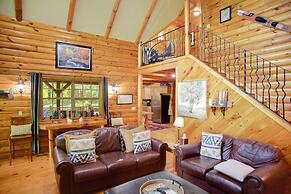 Tree Top Lodge - Gorgeous Lake Cabin With Hot Tub & Magnificent Views