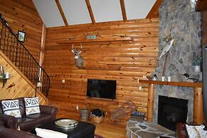 Tree Top Lodge - Gorgeous Lake Cabin With Hot Tub & Magnificent Views