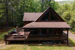Tree Top Lodge - Gorgeous Lake Cabin With Hot Tub & Magnificent Views