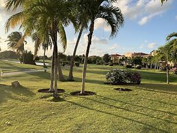 Beauty Golf & Beach Suite