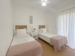 Beauty Golf & Beach Suite