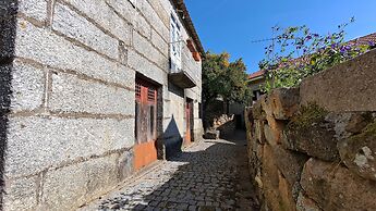 Charming 2-bed Cottage in Santa Marinha do Zezere