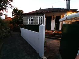 Charming 2-bed Cottage in Santa Marinha do Zezere