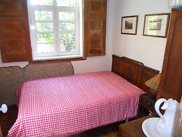 Charming 2-bed Cottage in Santa Marinha do Zezere