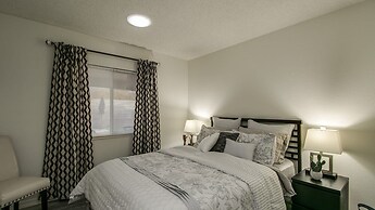 Sunset Views From This Hilltop Fountain Hills Gem!