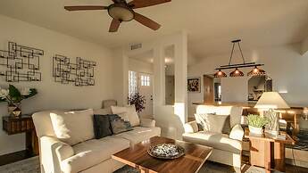 Sunset Views From This Hilltop Fountain Hills Gem!