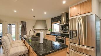 Sunset Views From This Hilltop Fountain Hills Gem!