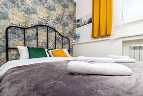 More Apartments Stanislavskogo 22