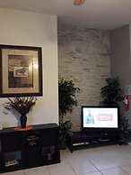 Hl116n Hampton Lakes 4 Bed