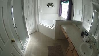 Lkb4705aw 4 Bedroom Villa in Lake Berkley