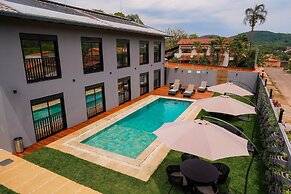 Pousada Flores do Carmo