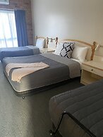 Tumbarumba Motel & Elms Restaurant