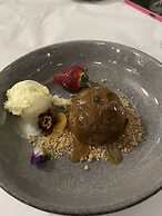 Tumbarumba Motel & Elms Restaurant