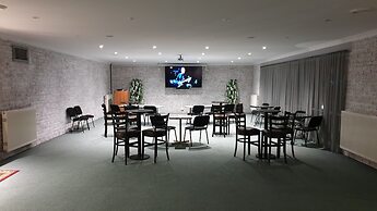 Tumbarumba Motel & Elms Restaurant