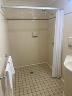 Tumbarumba Motel & Elms Restaurant