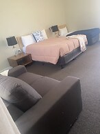 Tumbarumba Motel & Elms Restaurant