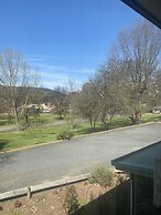 Tumbarumba Motel & Elms Restaurant