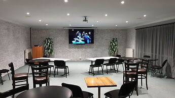 Tumbarumba Motel & Elms Restaurant