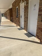 Tumbarumba Motel & Elms Restaurant