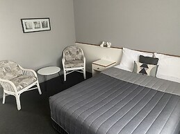 Tumbarumba Motel & Elms Restaurant