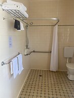 Tumbarumba Motel & Elms Restaurant