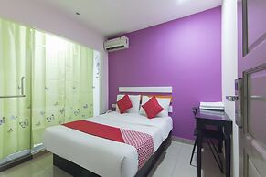 OYO 90296 Red Orange Hotel Port Klang