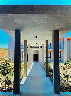 Kambaniru Beach Hotel & Resort