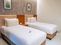 Kambaniru Beach Hotel & Resort