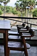 Kambaniru Beach Hotel & Resort