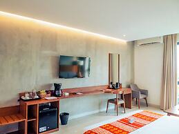 Kambaniru Beach Hotel & Resort