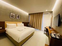 Kambaniru Beach Hotel & Resort