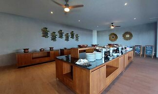 Kambaniru Beach Hotel & Resort