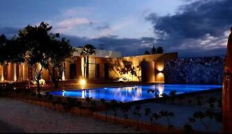 Kambaniru Beach Hotel & Resort