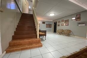 OYO 90287 Rb Homestay & Farms