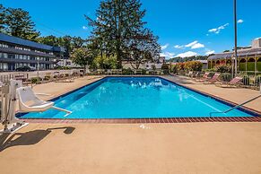 Suburban Studios Middlesboro